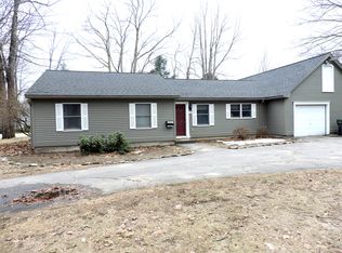 19 Colonial Dr, Kennebunk, ME 04043