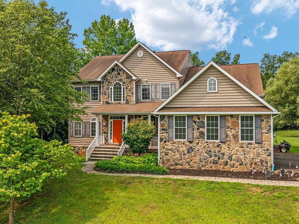 1st image of 15638 White Tail Ln