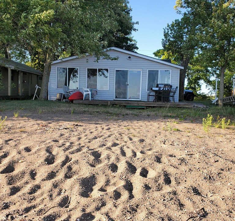 1st image of 24881 McClelland Dr
