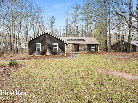 2nd image of 137 Carrollwood Dr