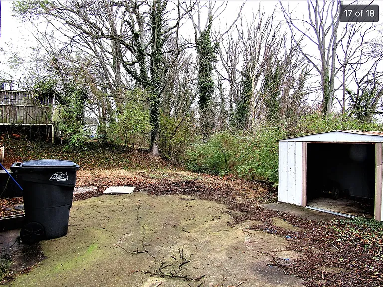 800 Fleming St — Photo 16