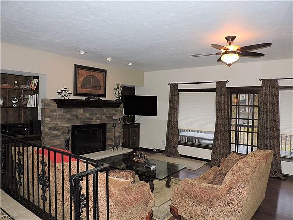 2nd image of 19759 Deer Run Ln