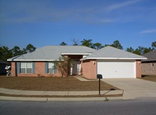 8072 Hartington Dr, Navarre, FL 32566
