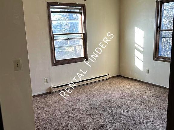 3rd image of 10 Cottage Row #6