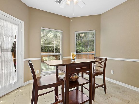 2nd image of 404 Misty Ln