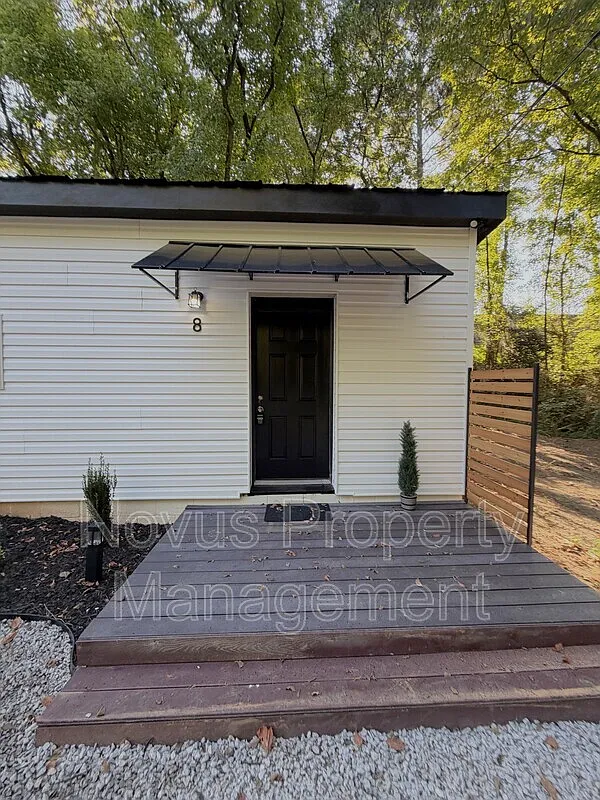1 bed, 1.0 bath, $950 — Photo 3