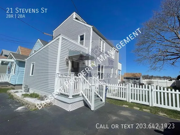 21 Stevens St, East Haven, CT 06512
