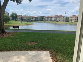 7840 NW 50th St
