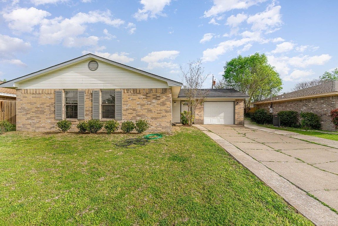 820 Meadowdale Dr, Royse City, TX 75189 Zillow