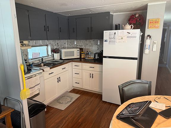 5th image of 1100 Curlew Rd #194
