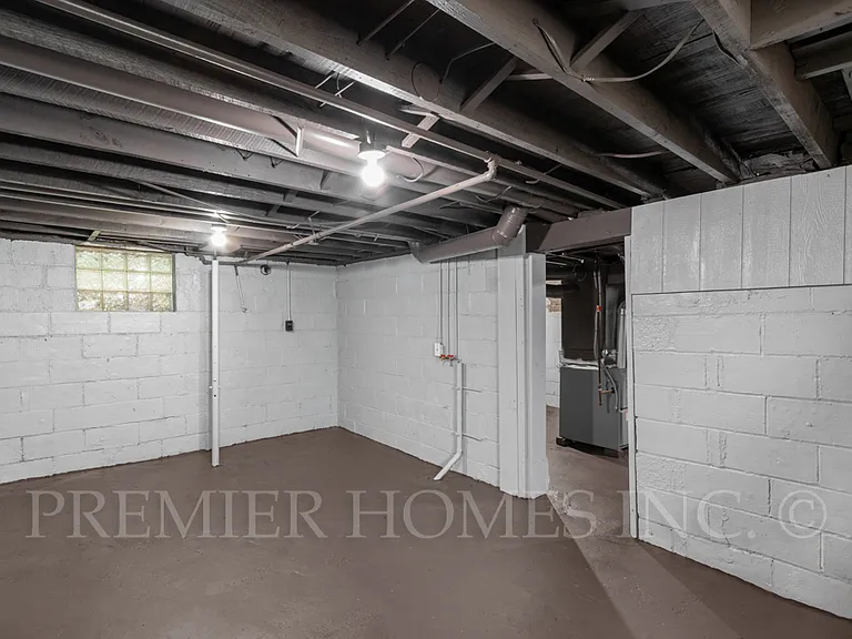 415 Elgin Ave NW — Photo 20