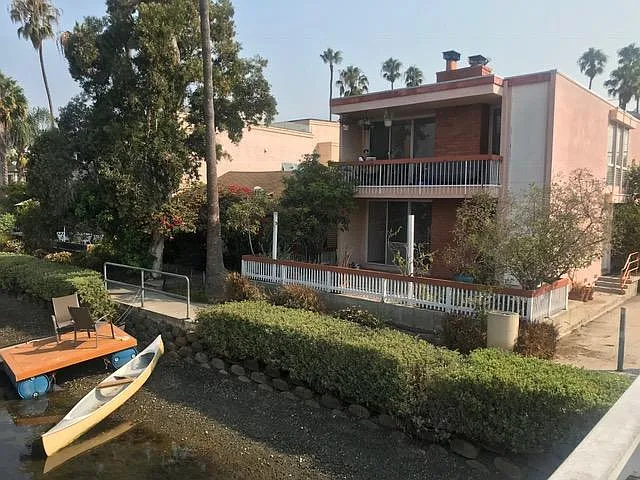 2323 Eastern Canal