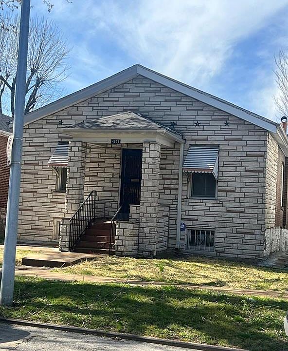 1st image of 4874 Margaretta Ave
