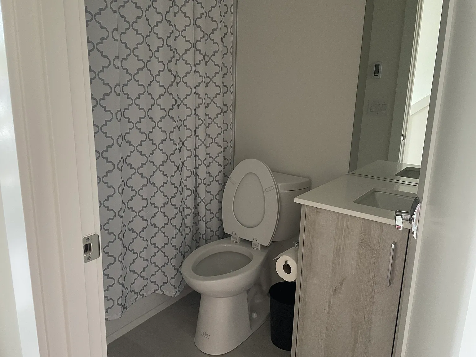 2 bed, 1300 sqft, $3,850 — Photo 3