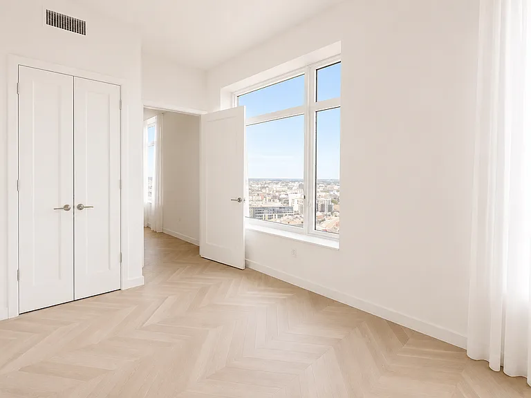 29-18 41st Ave #25D — Photo 9