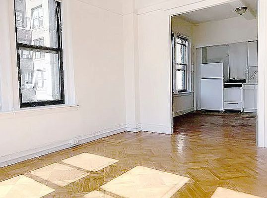 2nd image of 42 W 72nd St APT 9C