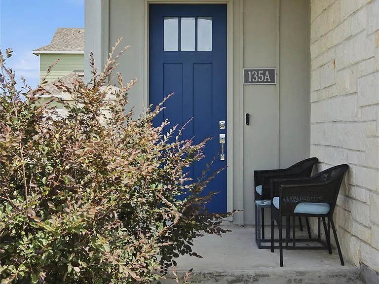 135 Pinnacle Ln #A — Photo 3