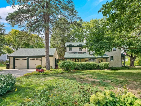 1108 County Road B E, Maplewood, MN 55109