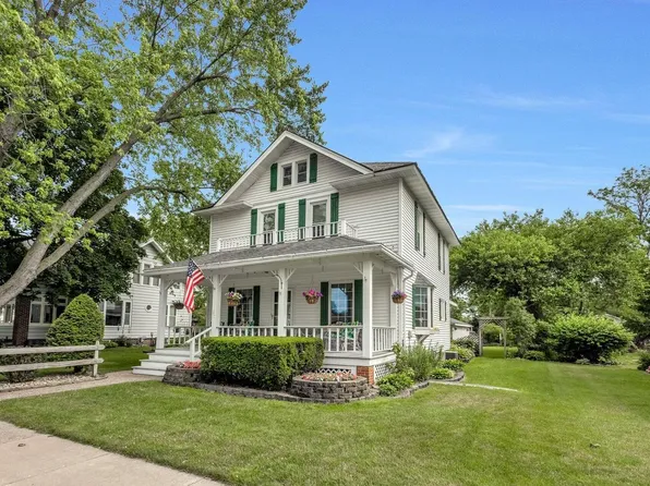 2955 Main STREET, East Troy, WI 53120