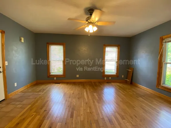 725 W Vine St APT 2, Kalamazoo, MI 49008