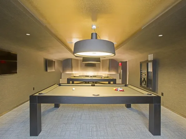 43-25 Hunter Street image 11 of 23