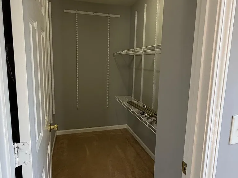 4008 Remington Oaks Cir — Photo 14