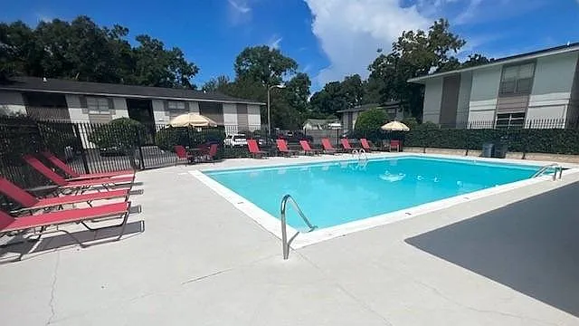 Twin Oaks Pool