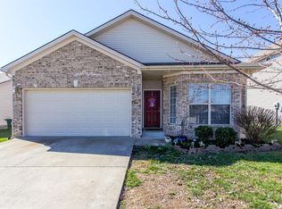 3237 Sandersville Rd, Lexington, KY 40511