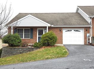 158 Bradford Spring Ct, Waynesboro, PA 17268
