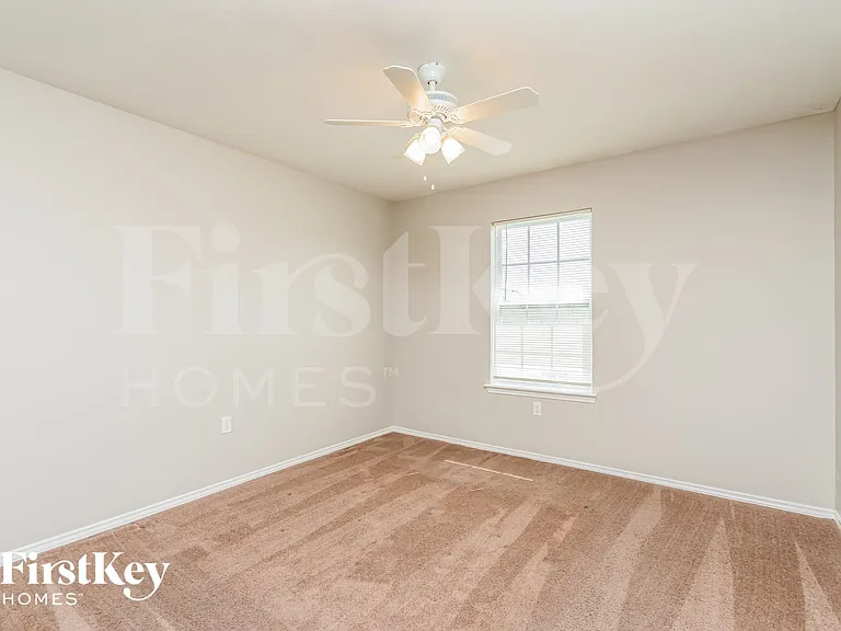 15639 Danson Dr — Photo 11