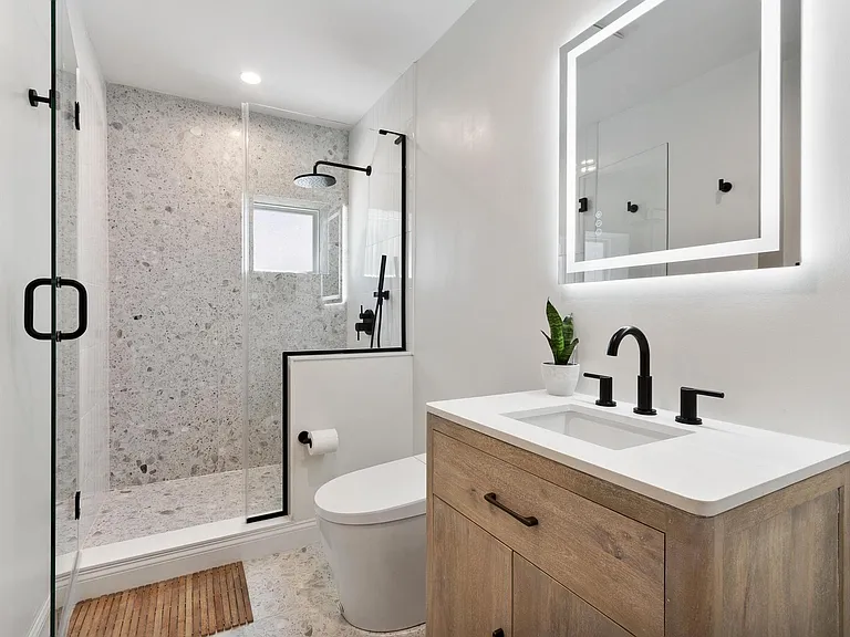 129 Washington St #129 — Photo 15