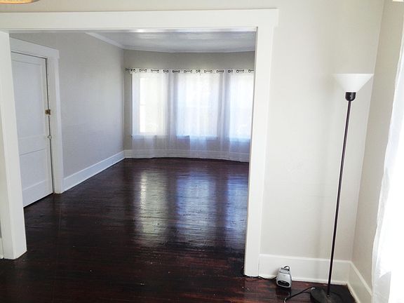 4th image of 6 Fairchild Pl