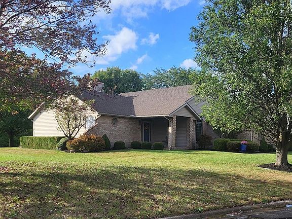 2nd image of 2109 N Carrolton Dr