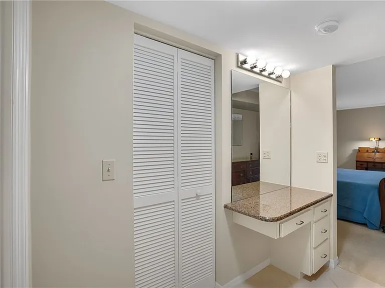 1815 Mooringline Dr #1D — Photo 32