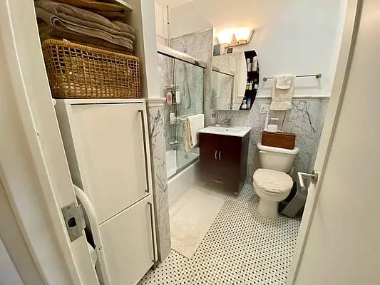 Rented by Corcoran | media 11