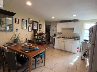 1219 S 13th St #3F, Philadelphia, PA 19147