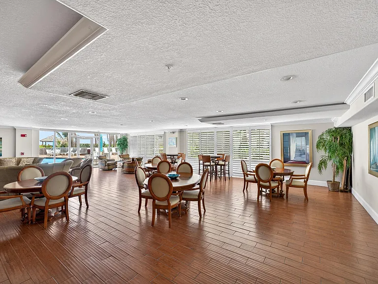 4180 N Highway A1a Hwy #604 — Photo 33