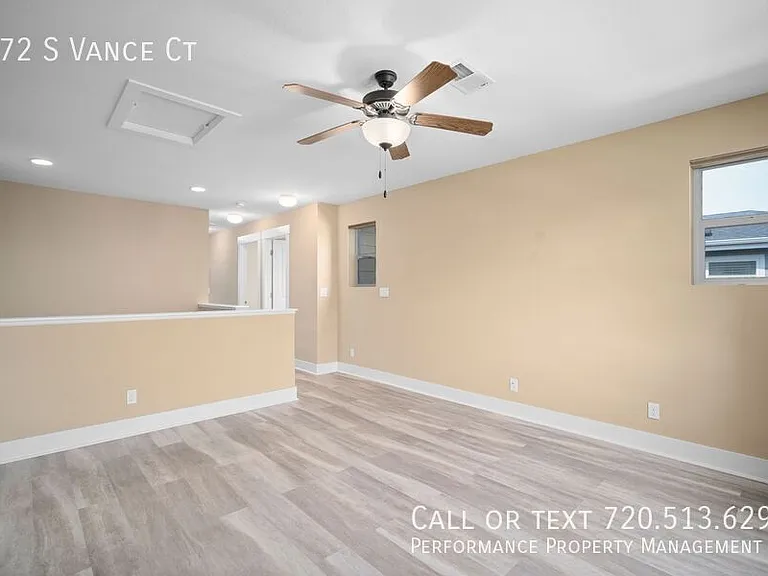 572 S Vance Ct — Photo 19