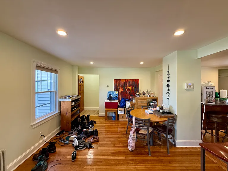 18 Pine St #1 — Photo 7