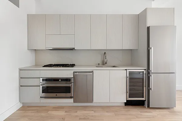 Rented by Compass | media 9