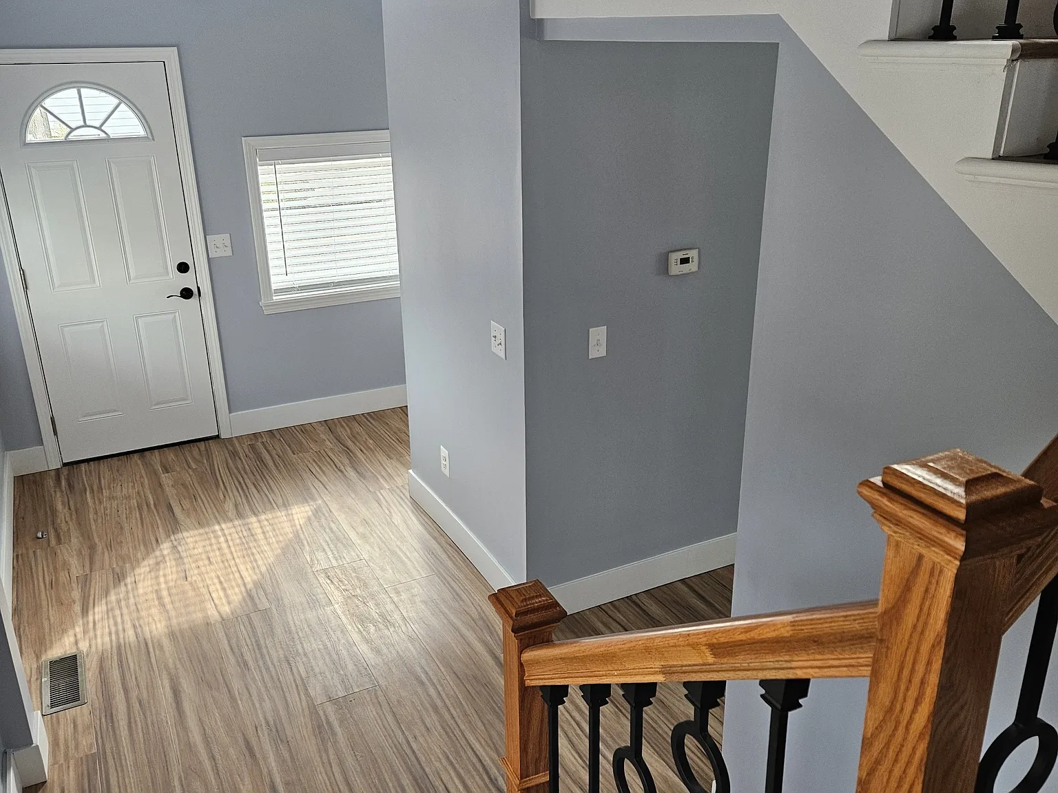 3 bed, 1400 sqft, $1,300 — Photo 3