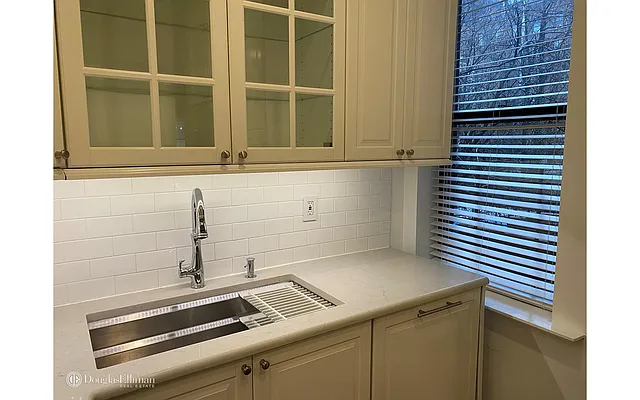 Sold by Douglas Elliman | media 8