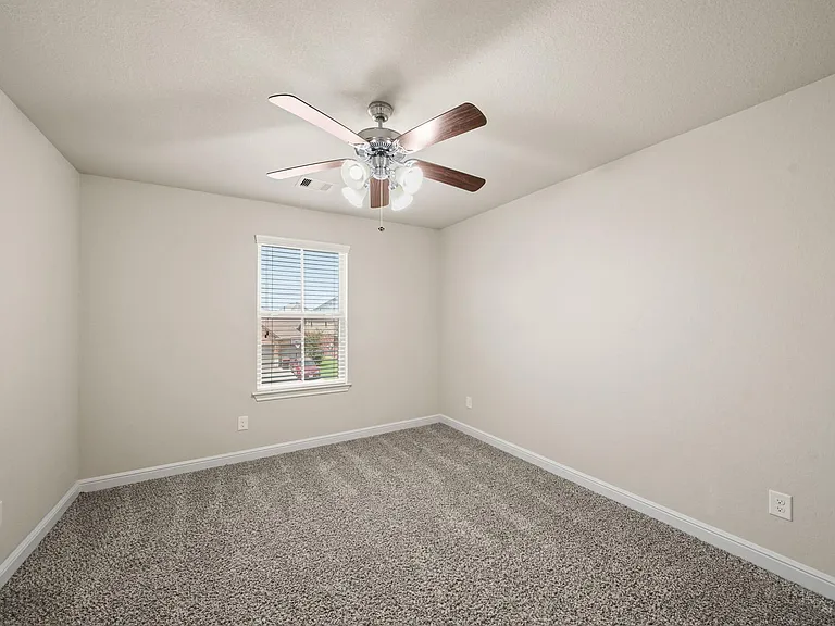 19119 Arcadia Cove Ct — Photo 19