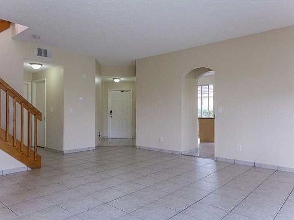 5th image of 18477 NW 19th St