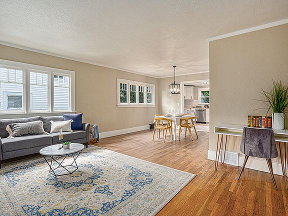 5th image of 1135 Worden St SE