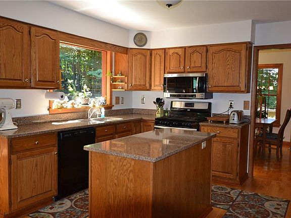 5th image of 3204 Bella Vista Dr