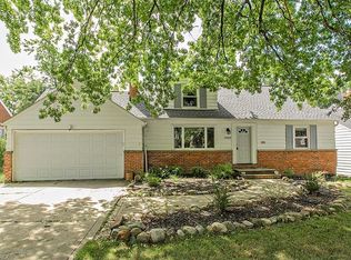 5000 Farnhurst Rd, Lyndhurst, OH 44124