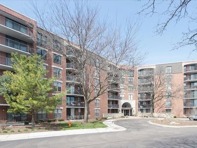 511 Aurora Ave Unit 416, Naperville, IL, 60540
