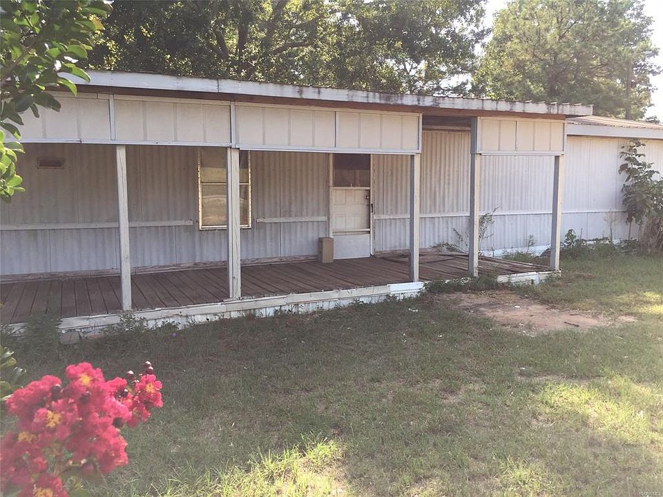 1st image of 1385 County Road 40 W