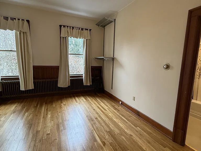 85 E Spring St #D — Photo 8